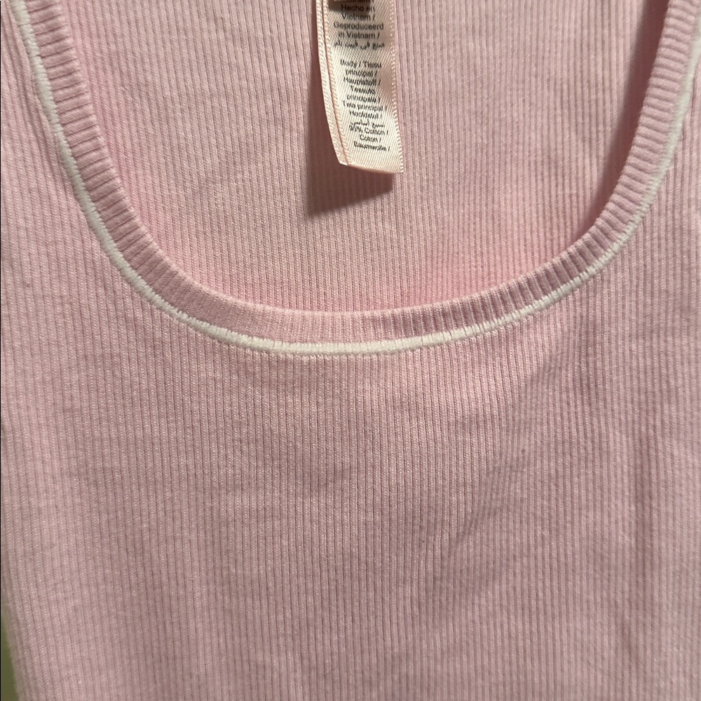 Skims Ribbed Baby Tank‎ - Picture 3 of 9